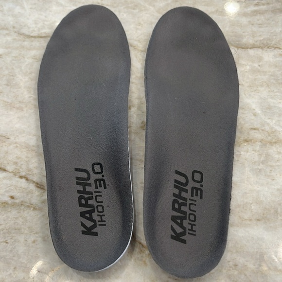 KARHU | Ikoni 3.0 | Fleet Feet | Black/Stone Blue | Women’s size 7.5 - Picture 15 of 16